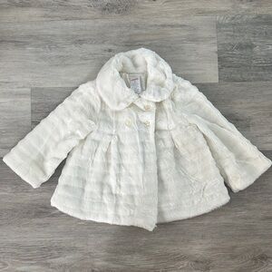 Gymboree Ivory Faux Fur Kids Cape
